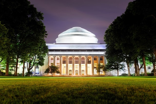 Boston MIT campus